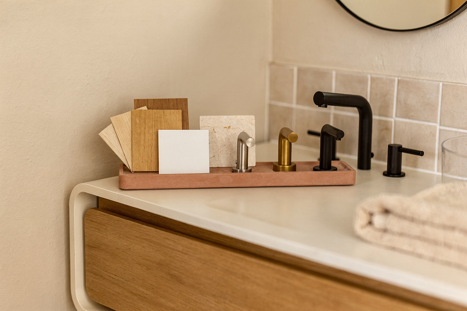 How to Choose Furniture for a Minimalist Bathroom section 5 interior styling detail