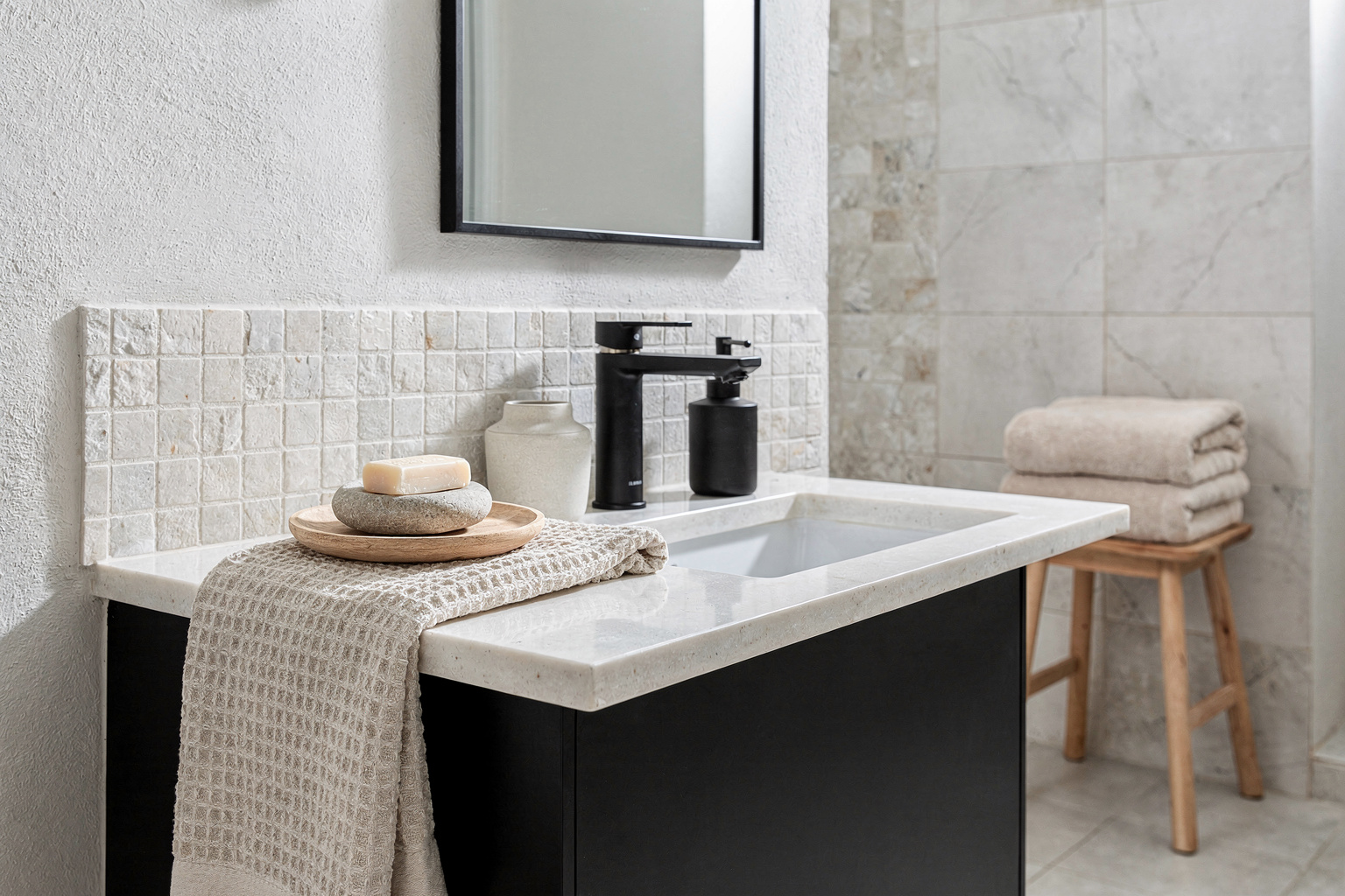 Biophilic Bathroom Texture Mistakes to Avoid for a Balanced, Cozy Spa Vibe section 4 interior styling detail