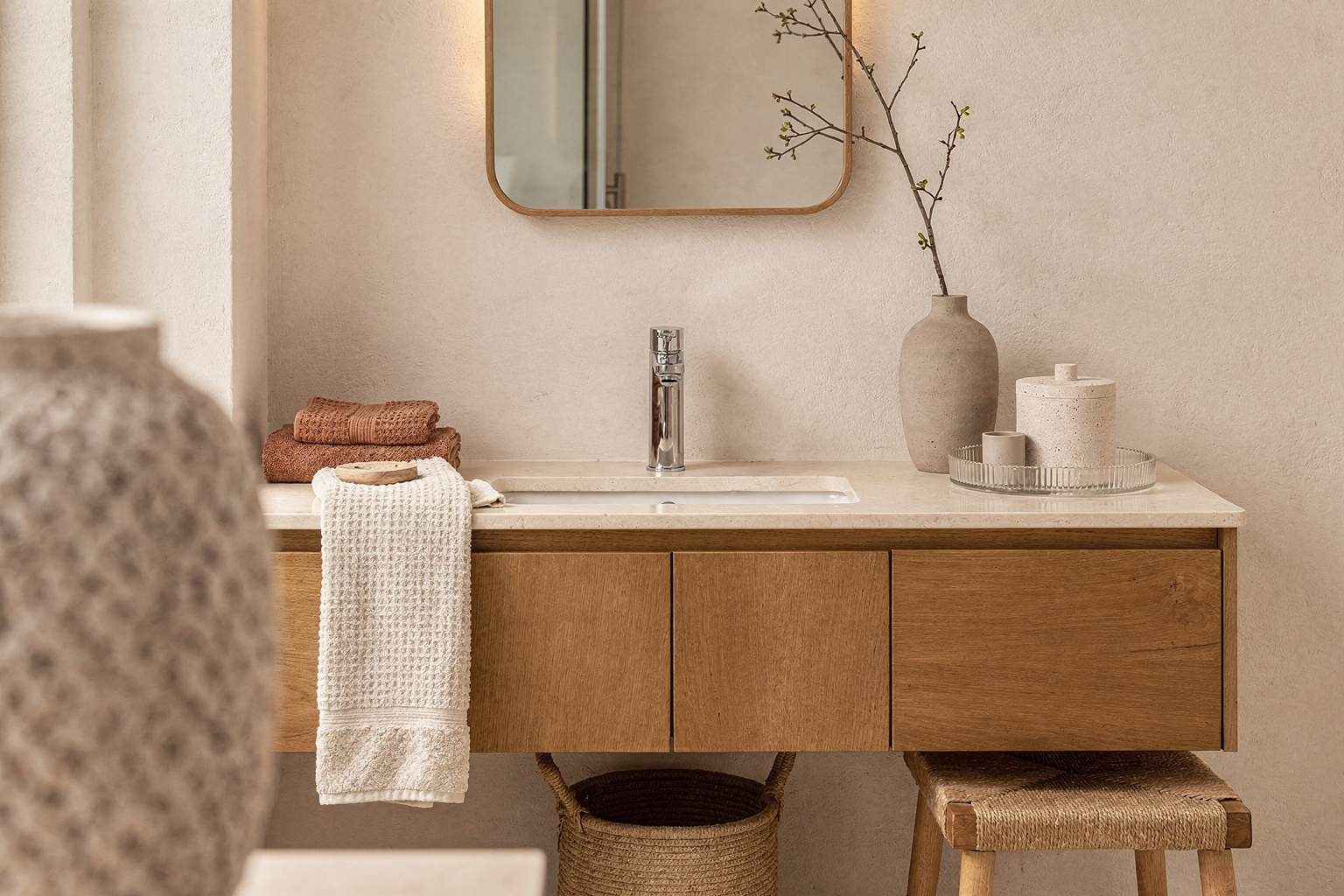 Japandi Bathroom: Common Mistakes to Avoid section 4 interior styling detail